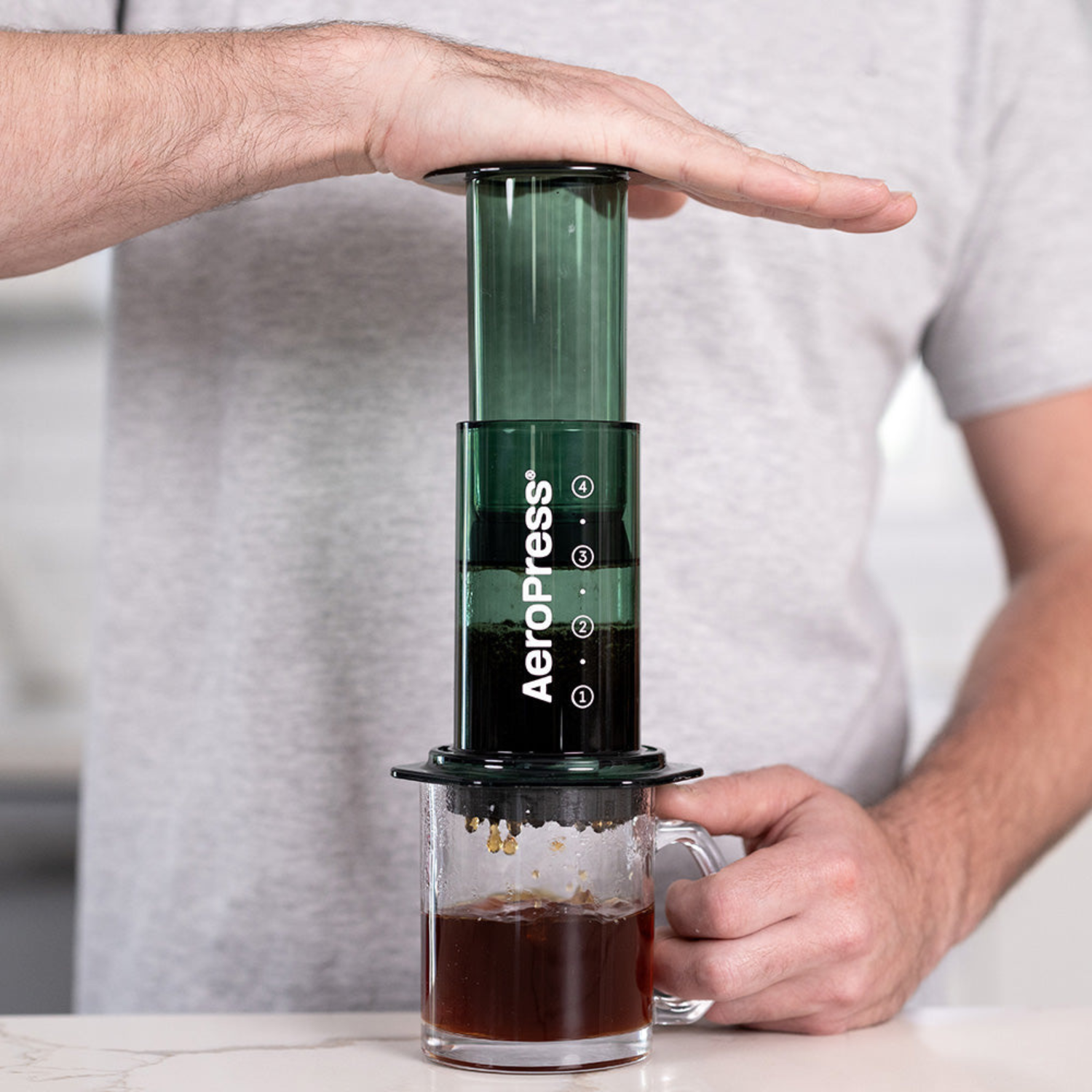 AeroPress Clear Coffee Maker (Green) - Bean Sculpt