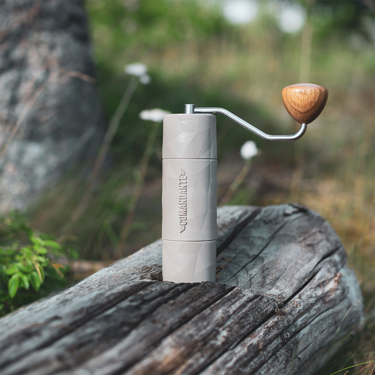Comandante X25 Trailmaster Dune Coffee Grinder - Bean Sculpt